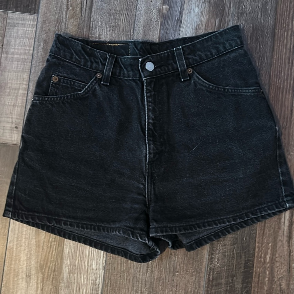 vintage black orange tag levi’s shorts like new slim fit 11